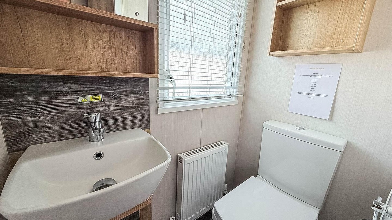 Photo of Bathroom in Hopton