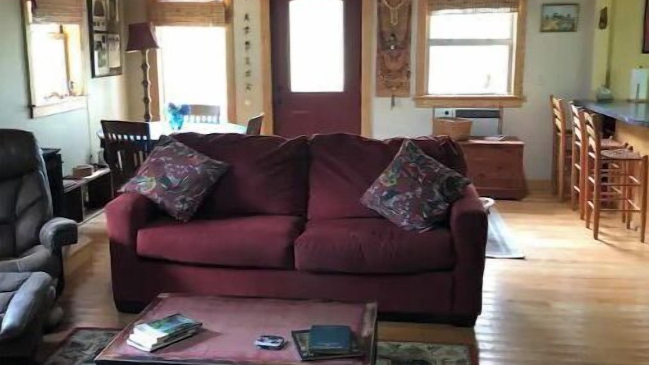 Photo of Livingroom in Jasper