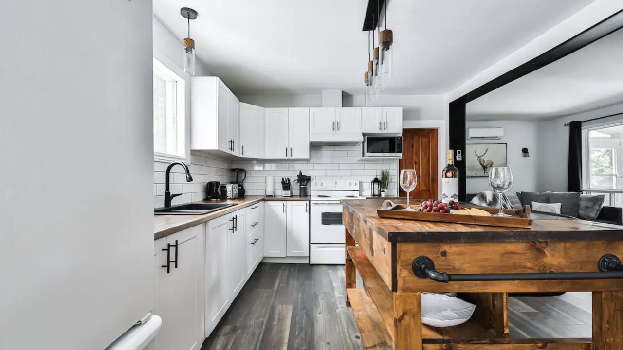 Photo of Kitchen in Chertsey