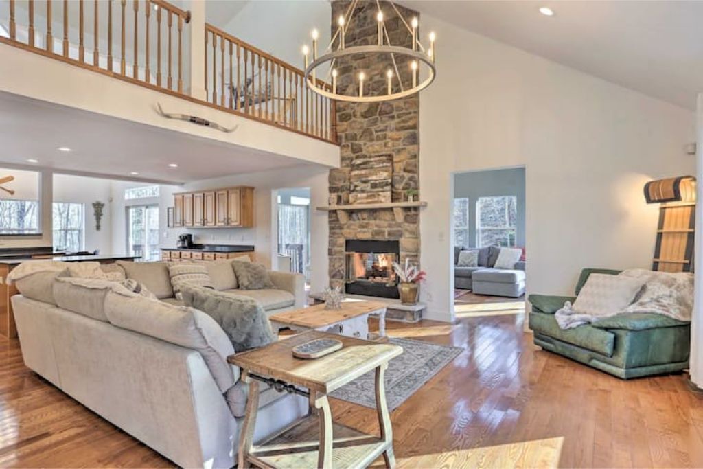 Photo of Livingroom in Rowland