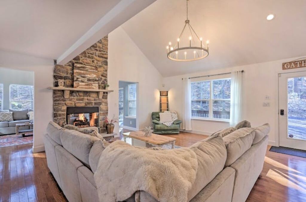 Photo of Livingroom in Rowland