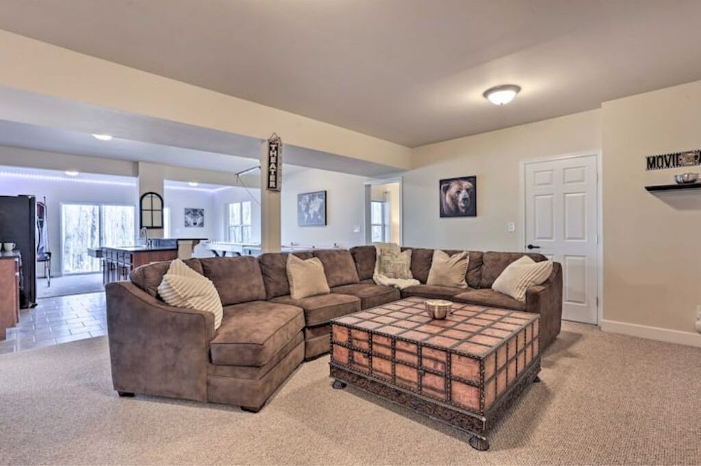 Photo of Livingroom in Rowland