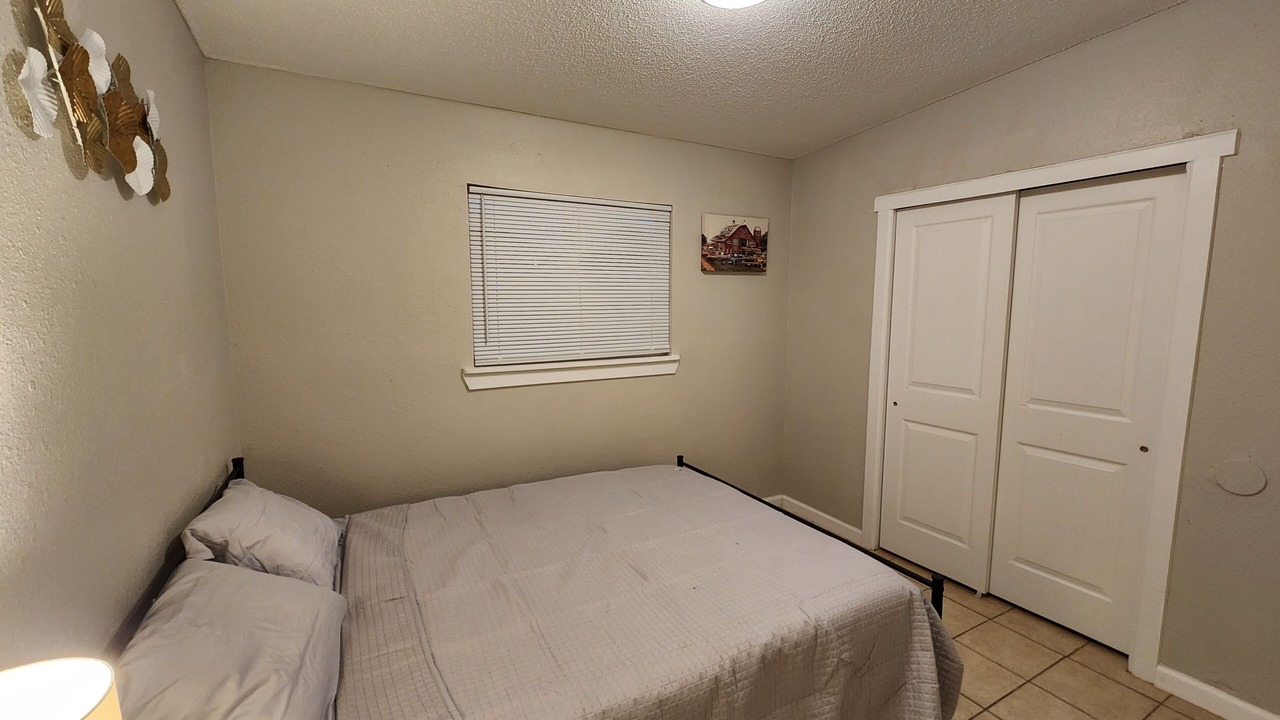 Photo of Bedroom in Biggs Field