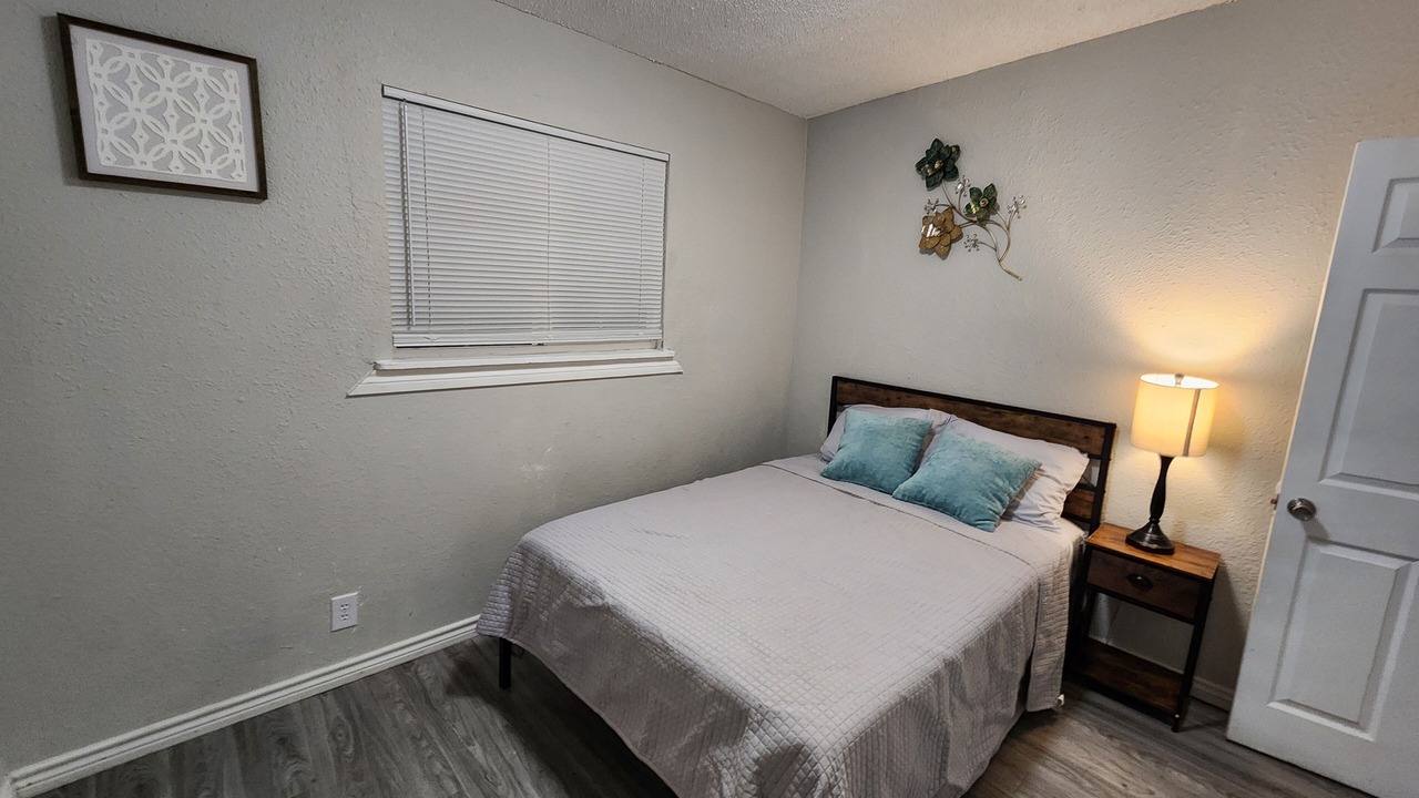 Photo of Bedroom in Biggs Field