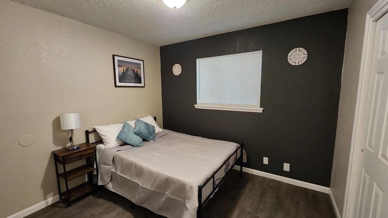 Photo of Bedroom in Biggs Field
