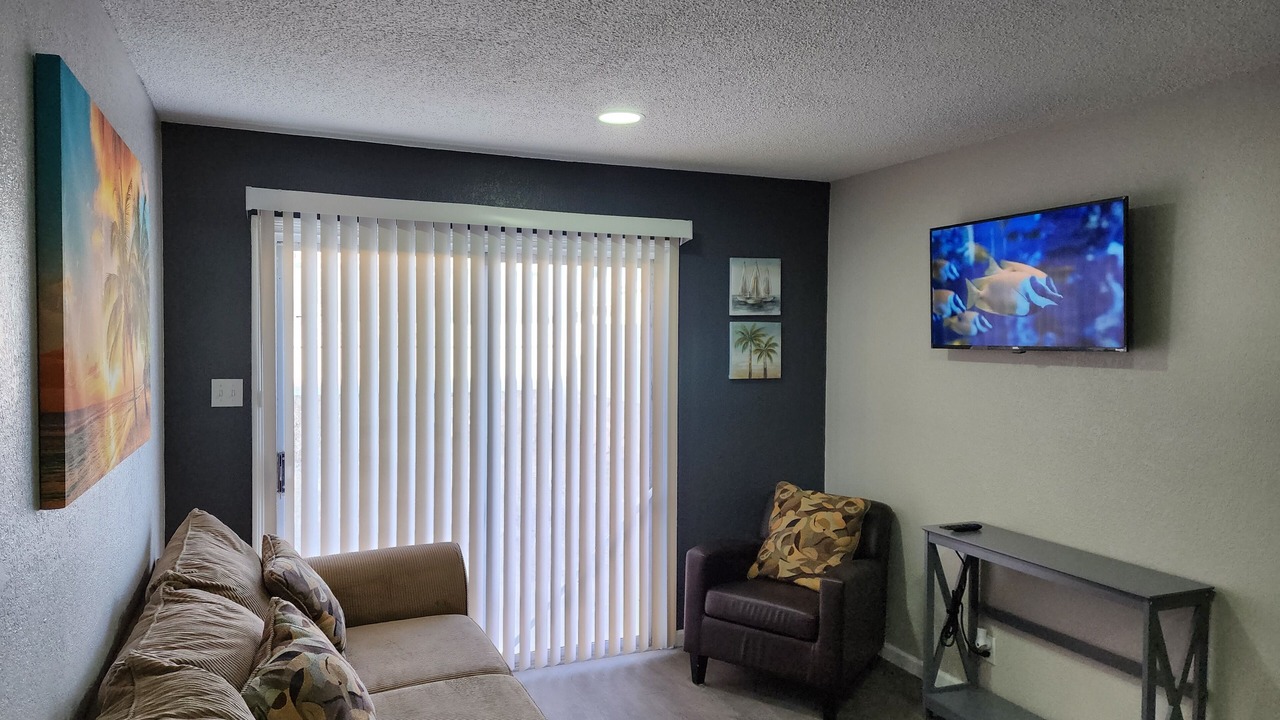 Photo of Livingroom in Biggs Field