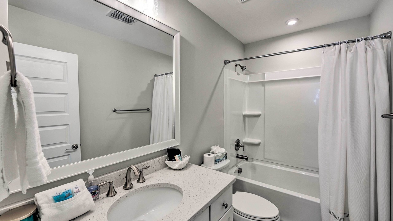 Photo of Bathroom in Palmetto Dunes