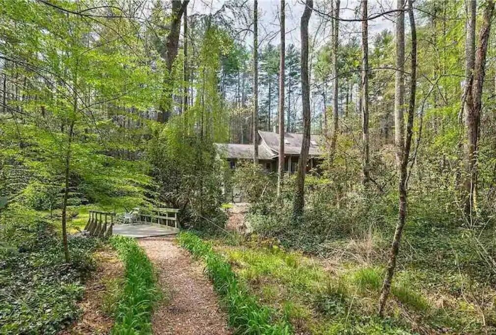 Photo of Outdoor in Hendersonville