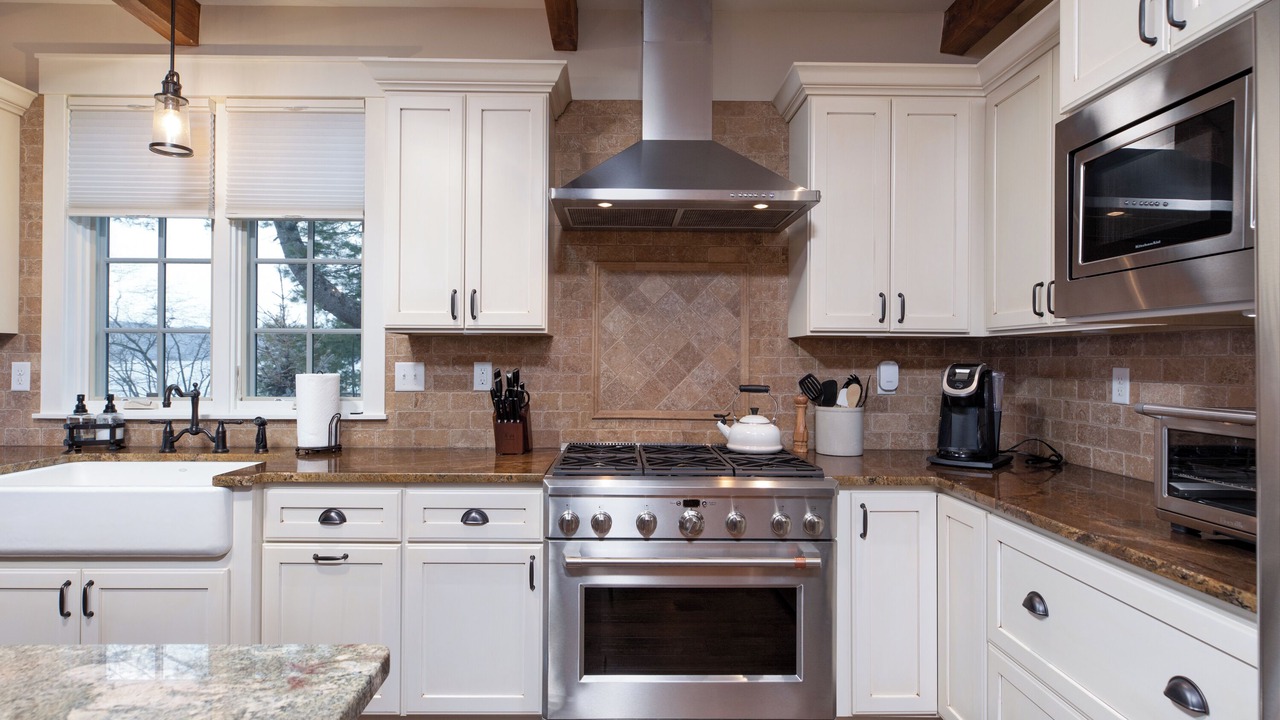 Photo of Kitchen in Kattskill Bay