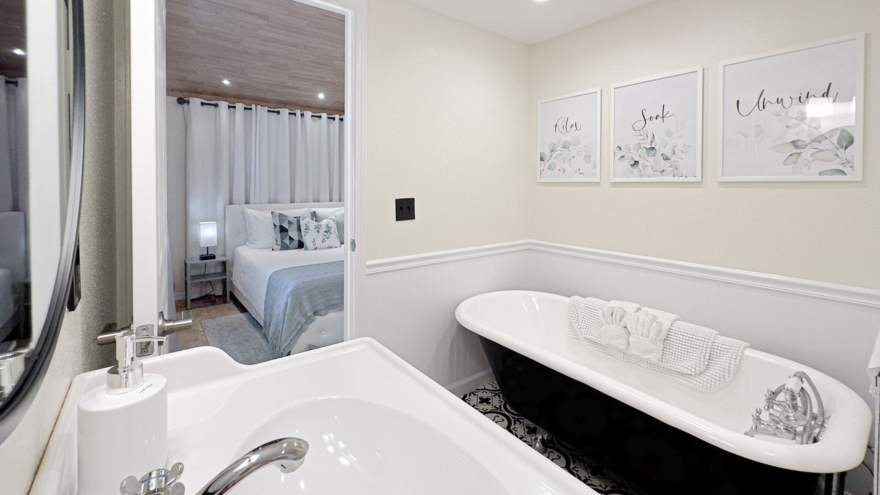 Photo of Bathroom in Salem