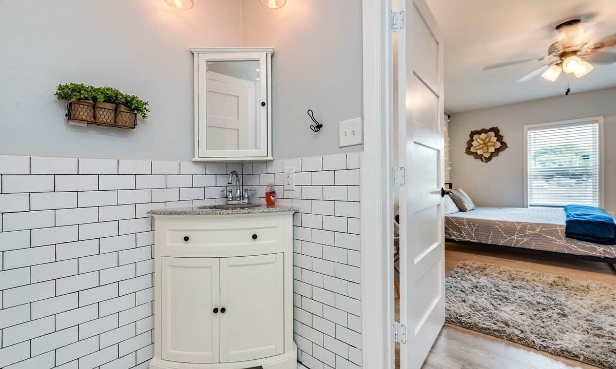 Photo of Bathroom in Highland