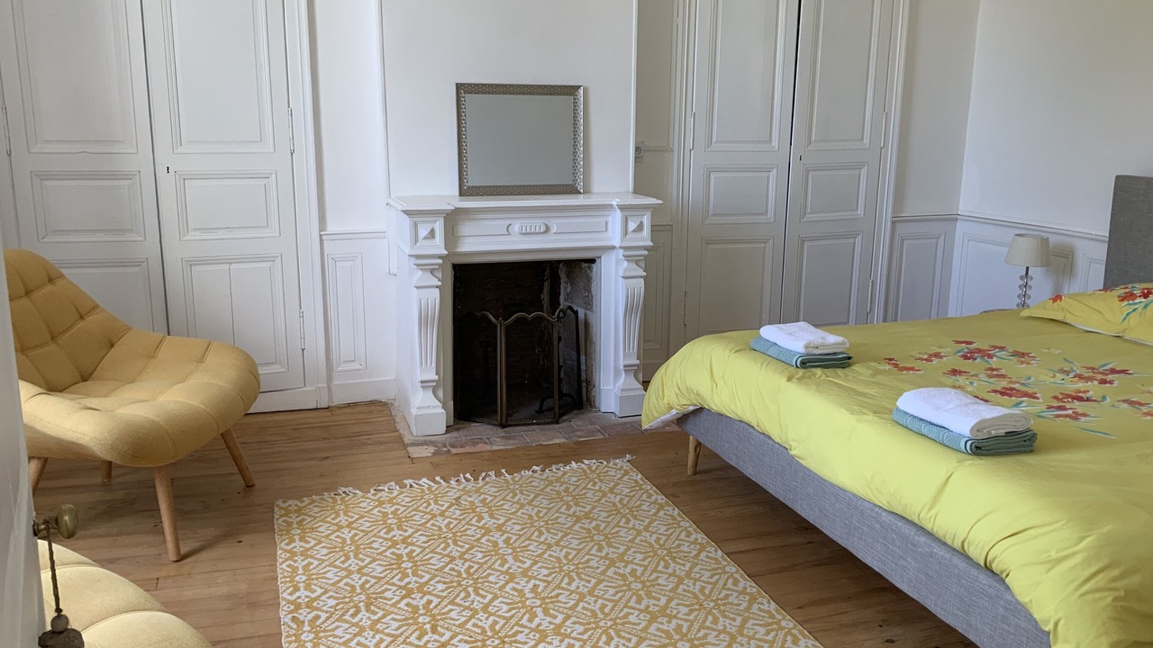 Photo of Bedroom in Parce-sur-Sarthe