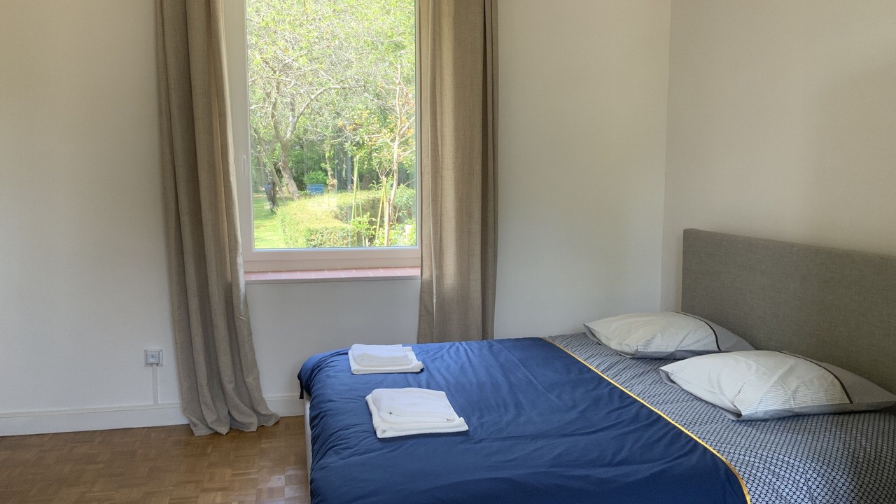 Photo of Bedroom in Parce-sur-Sarthe