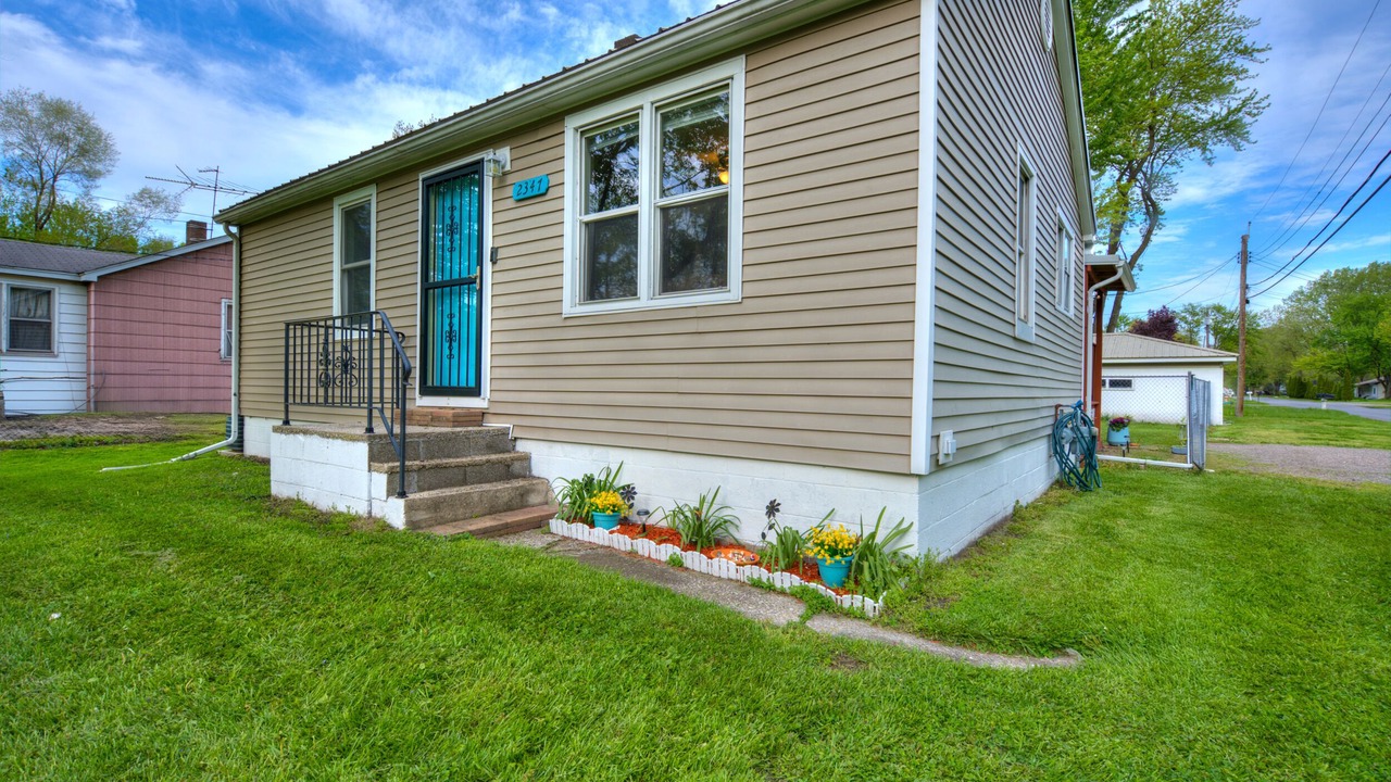 Photo of Outdoor in Gary
