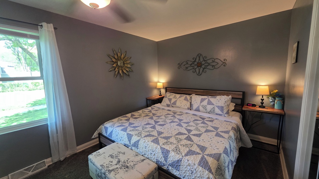Photo of Bedroom in Gary