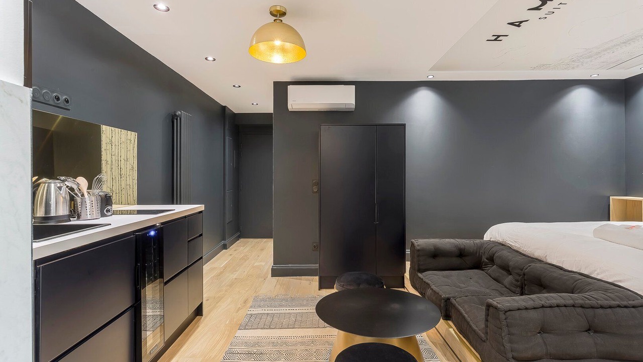 Photo of Bedroom in Carnot - Gailleton