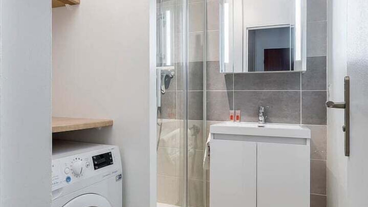 Photo of Bathroom in La Demi - Lune