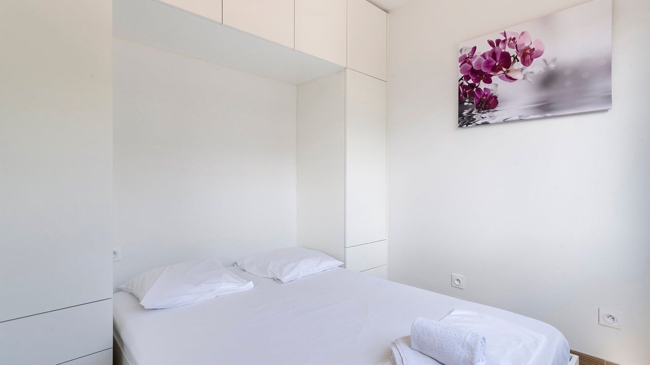 Photo of Bedroom in La Demi - Lune