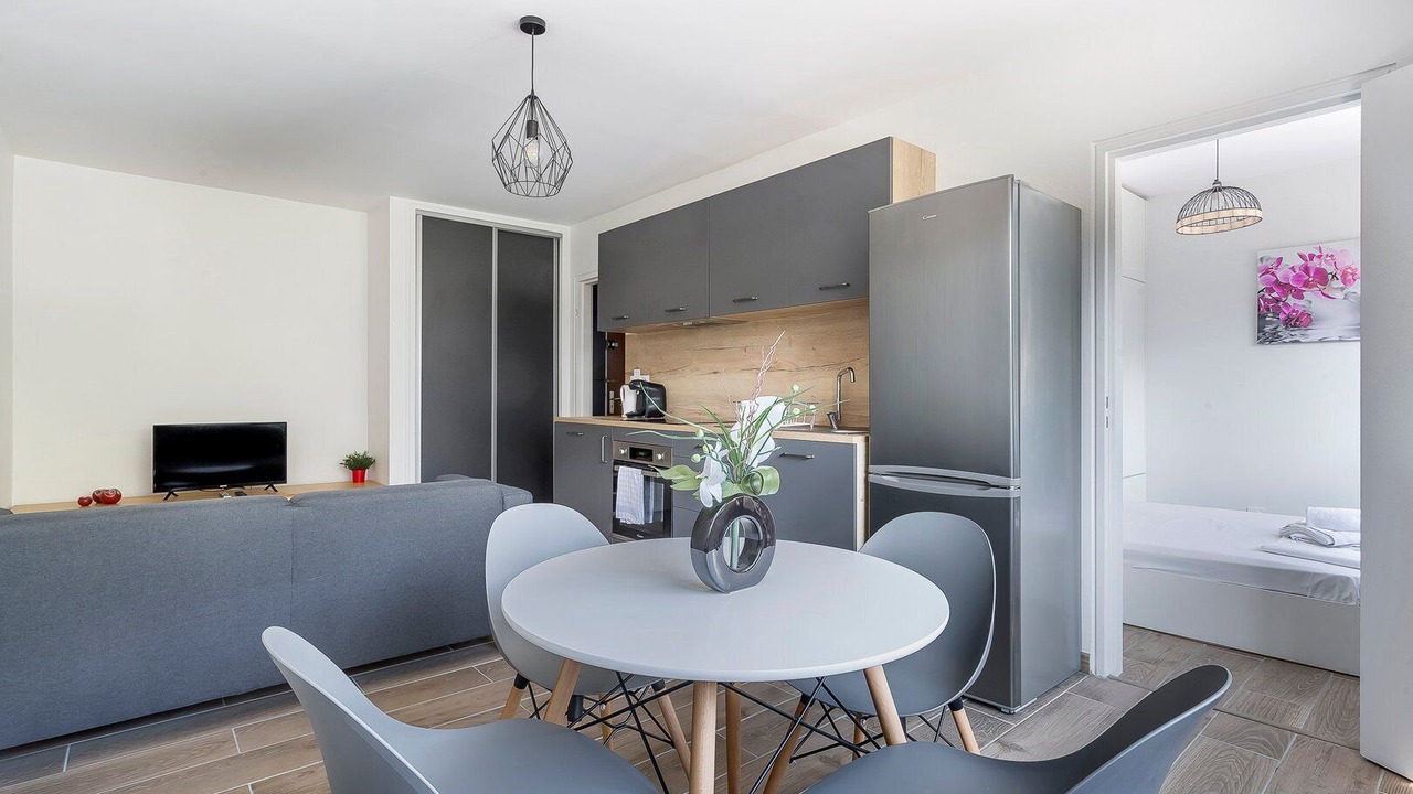 Photo of Others in La Demi - Lune