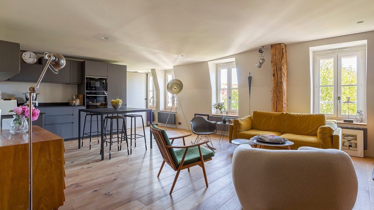 Photo of Livingroom in 6th Arrondissement