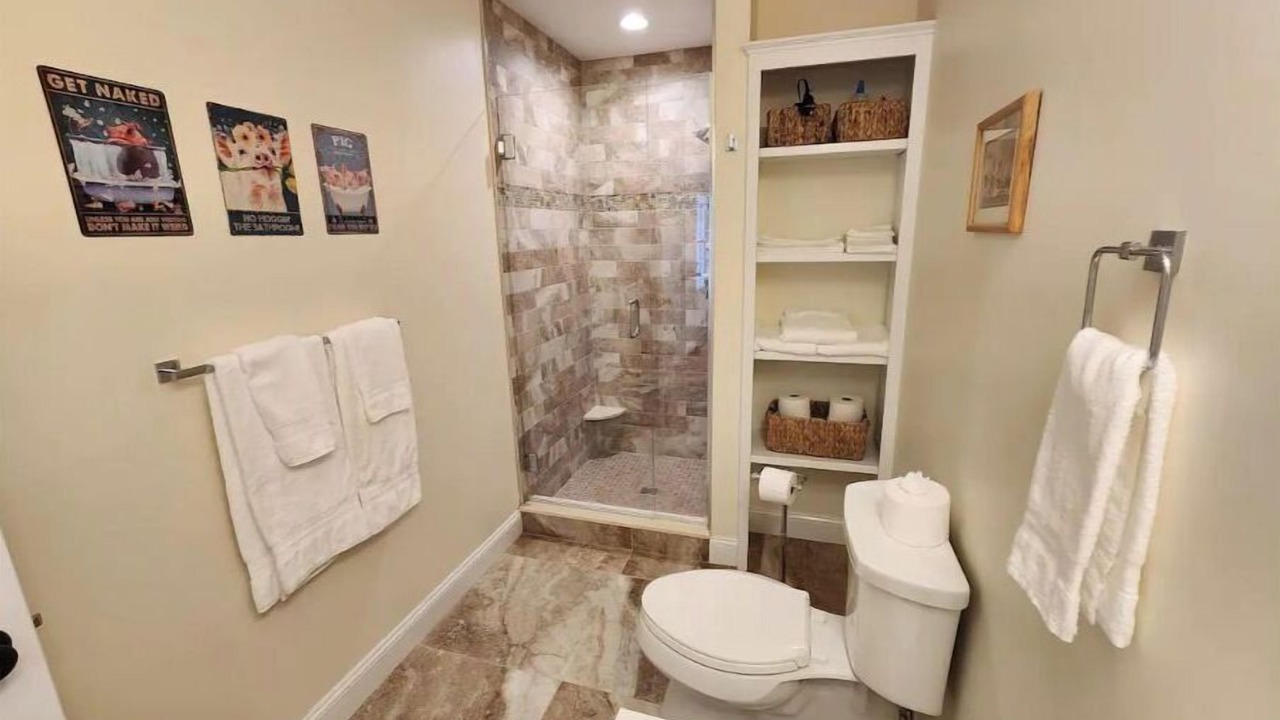 Photo of Bathroom in Collinsville