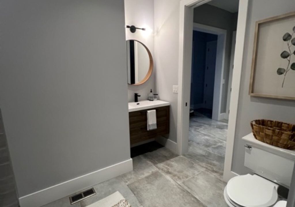 Photo of Bathroom in Aquebogue