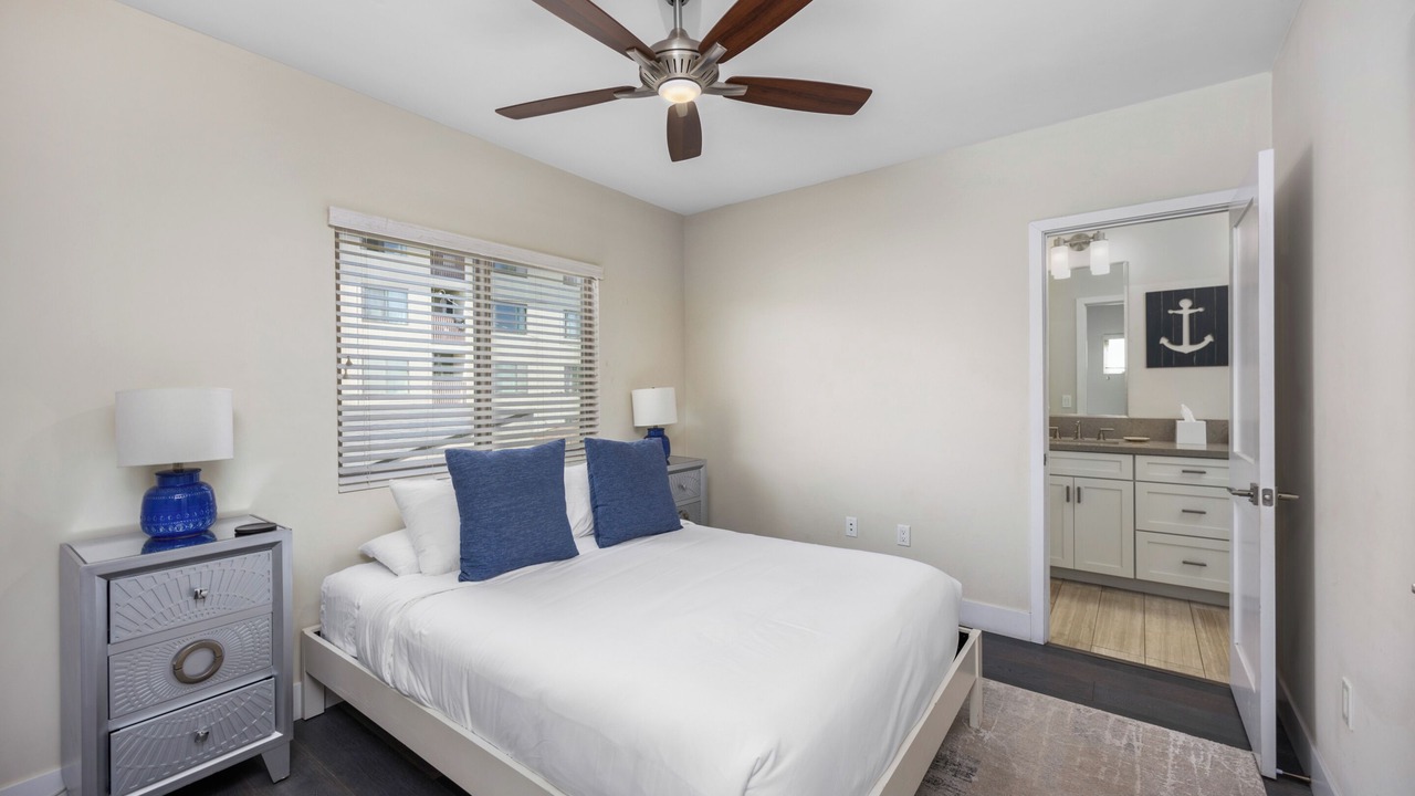 Photo of Bedroom in Crown Point