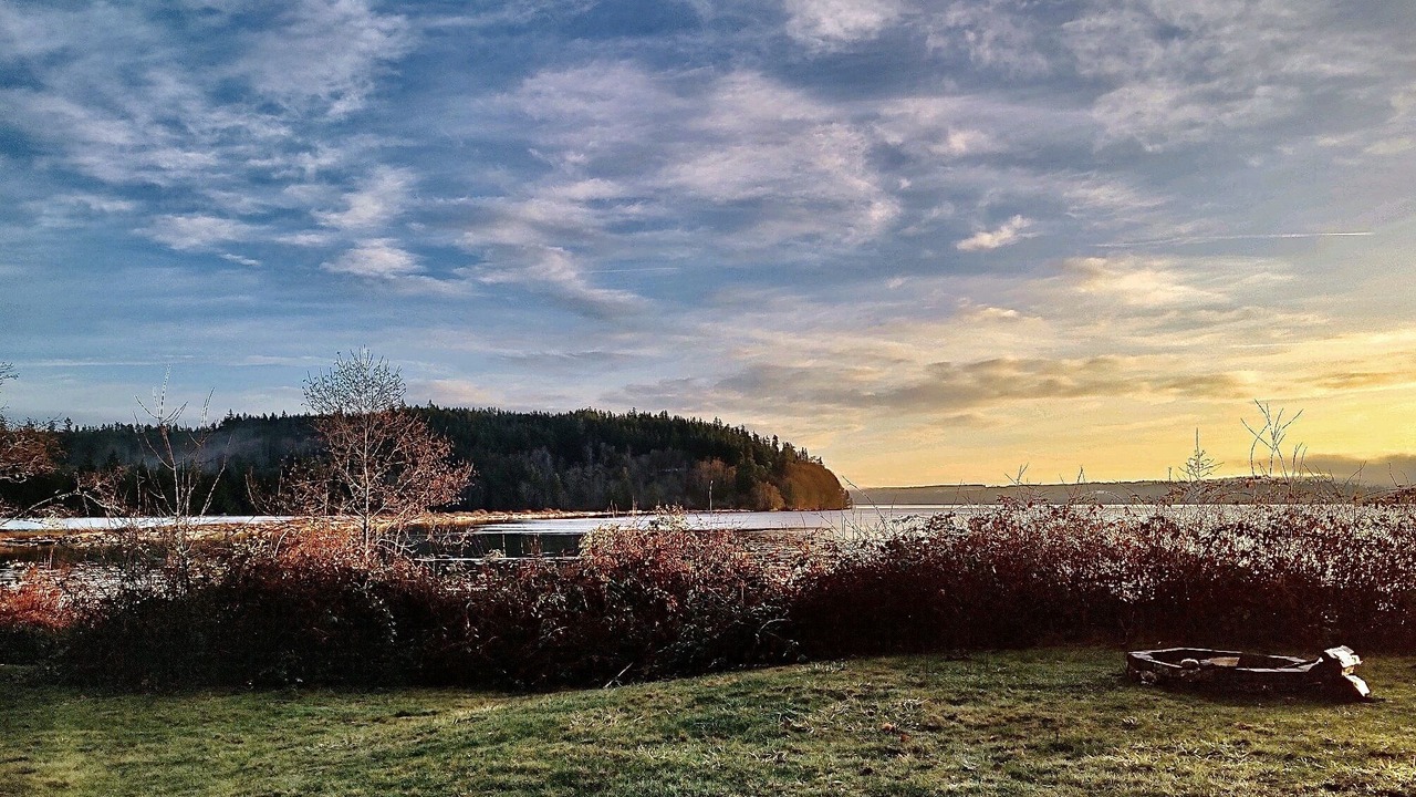 Photo of Outdoor in Rollingbay