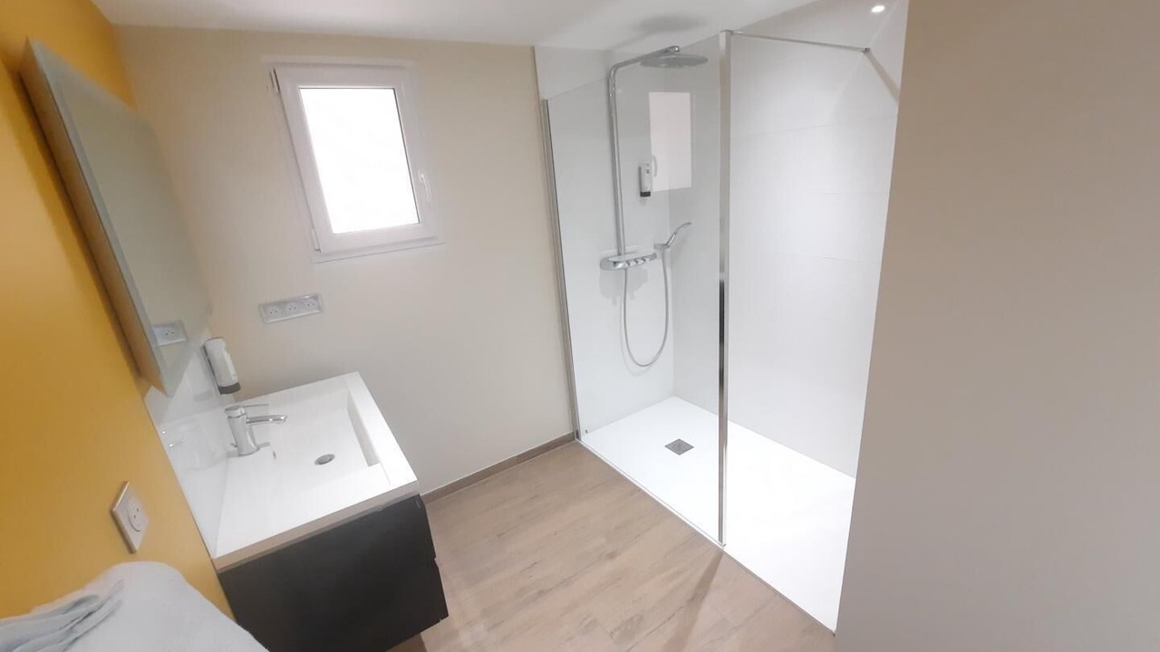 Photo of Bathroom in Montcornet