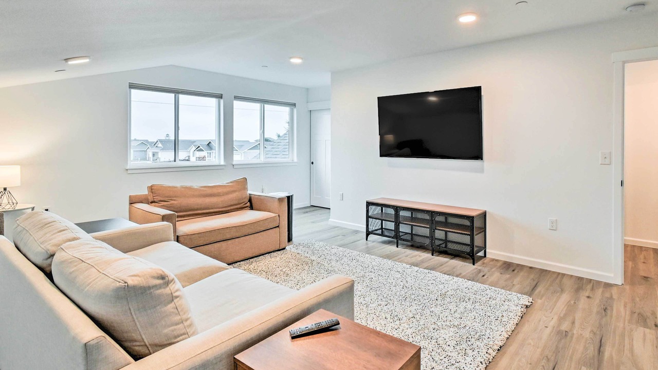 Photo of Others in Ocean Shores