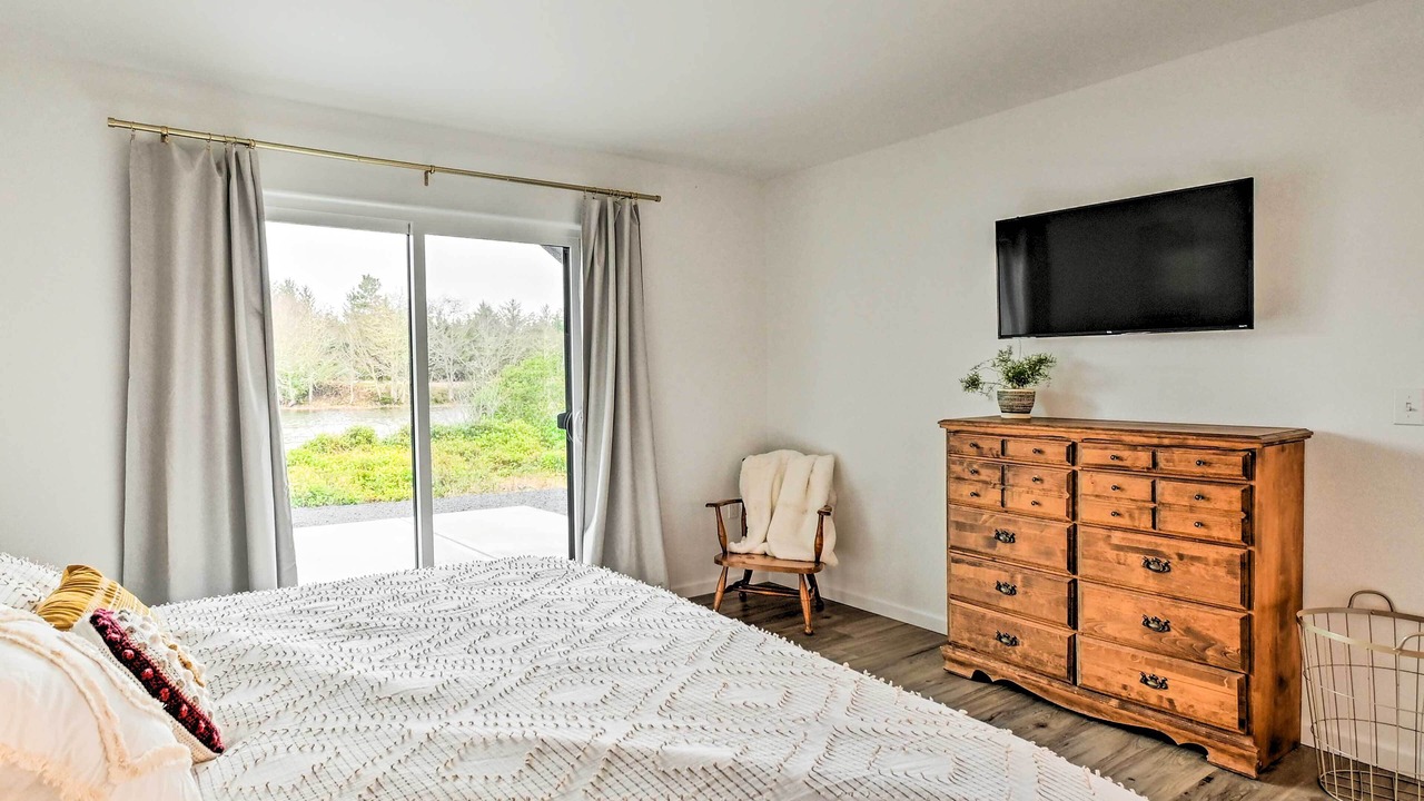 Photo of Bedroom in Ocean Shores