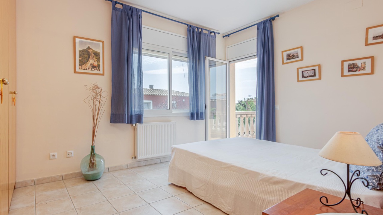 Photo of Bedroom in Sant Pere Pescador