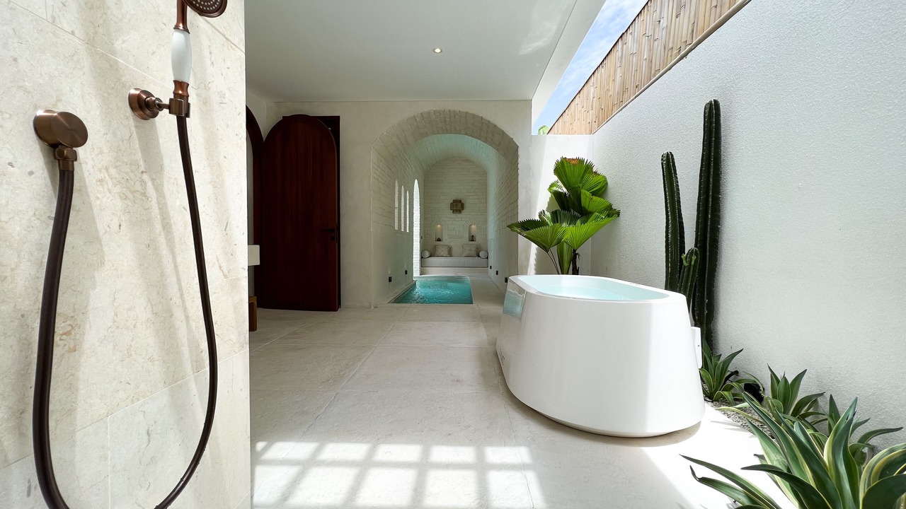 Photo of Bathroom in Pecatu