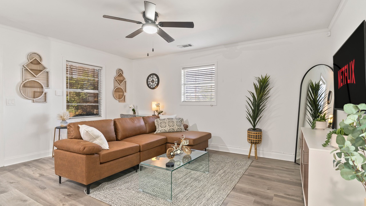 Photo of Livingroom in Fortson