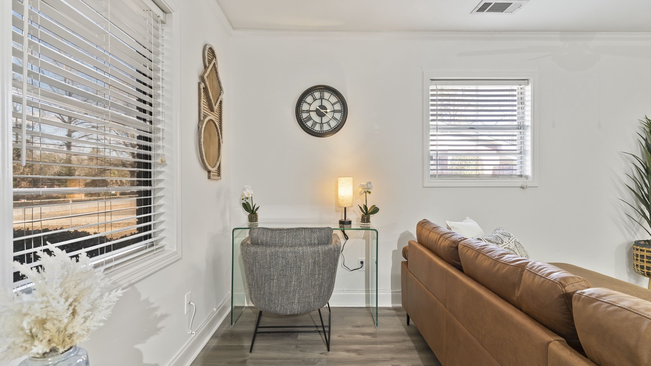 Photo of Livingroom in Fortson
