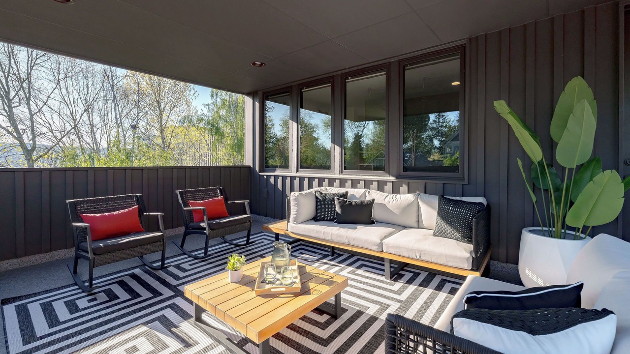 Photo of Patio Balcony in Overlook