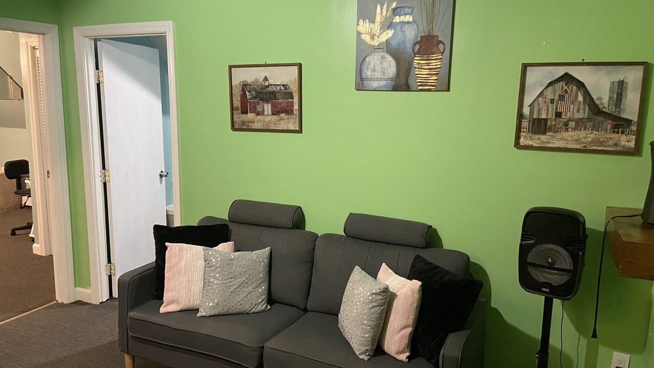 Photo of Livingroom in North Side