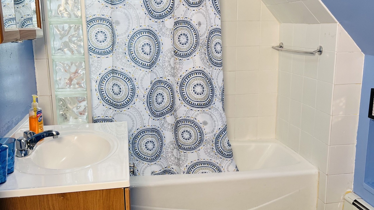 Photo of Bathroom in North Side