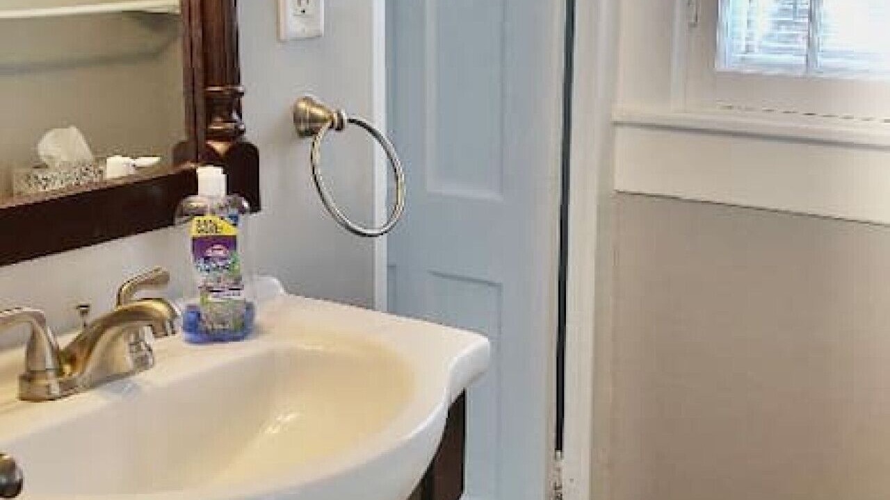 Photo of Bathroom in Livonia