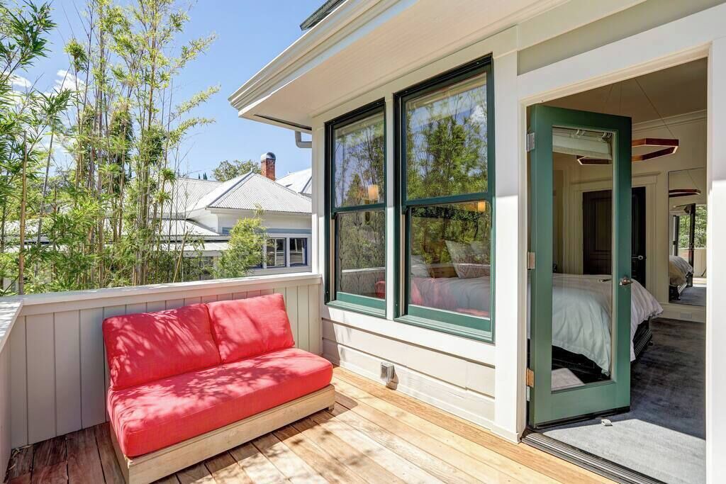 Photo of Patio Balcony in St. Helena