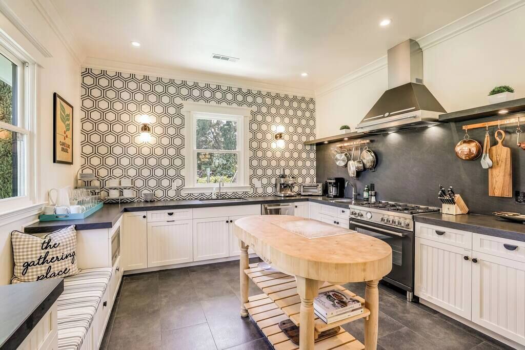 Photo of Kitchen in St. Helena