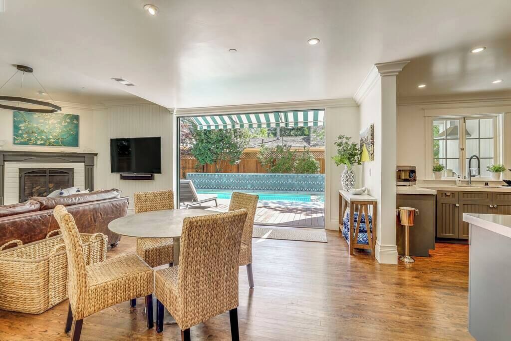 Photo of Others in St. Helena