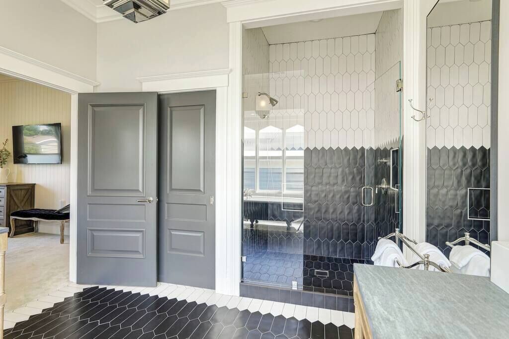 Photo of Others in St. Helena