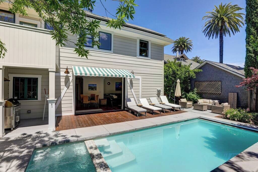 Photo of Outdoor in St. Helena