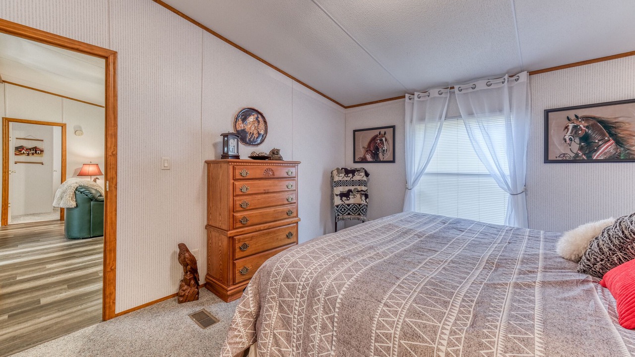 Photo of Bedroom in Weatherford