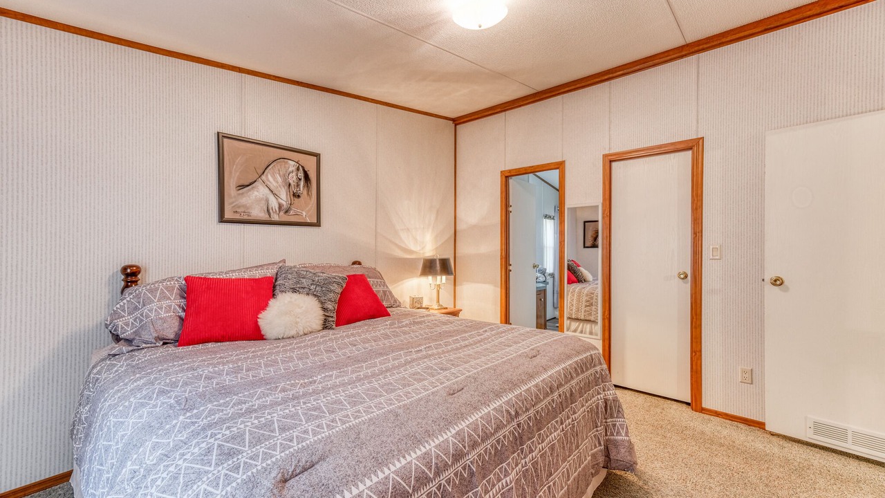 Photo of Bedroom in Weatherford