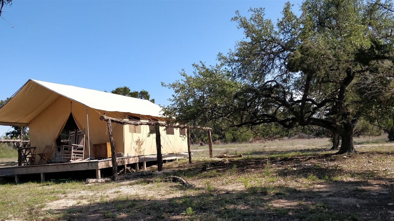 Photo of Outdoor in Hye