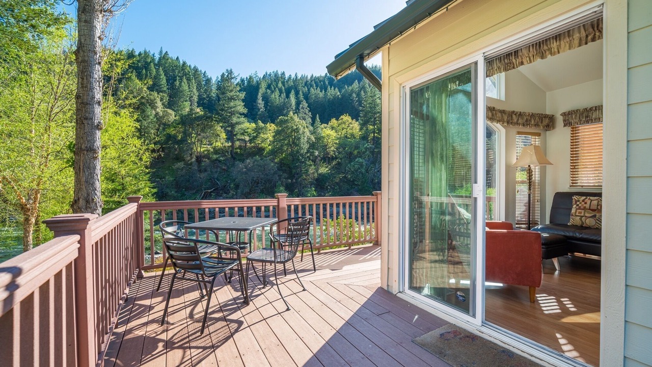 Photo of Others in Big Bar