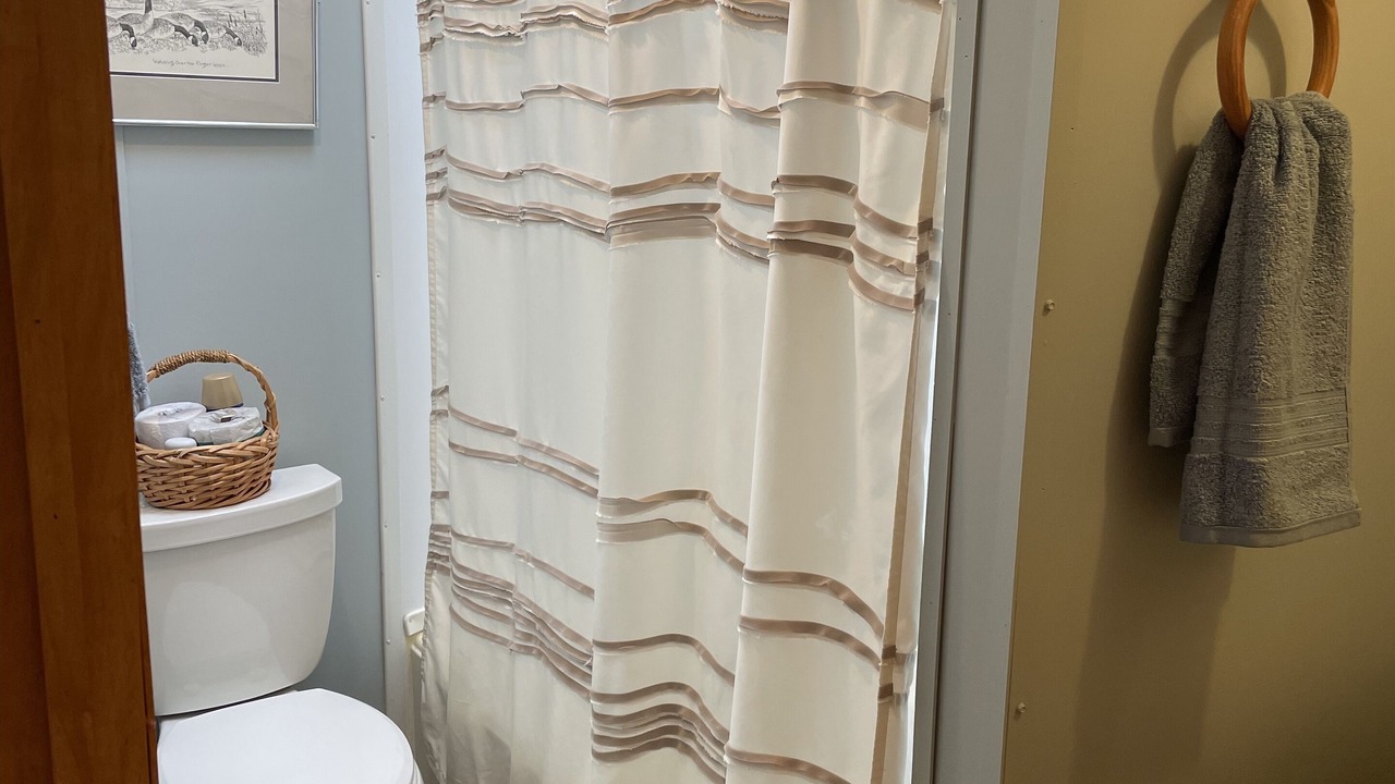 Photo of Bedroom in Town of Benton