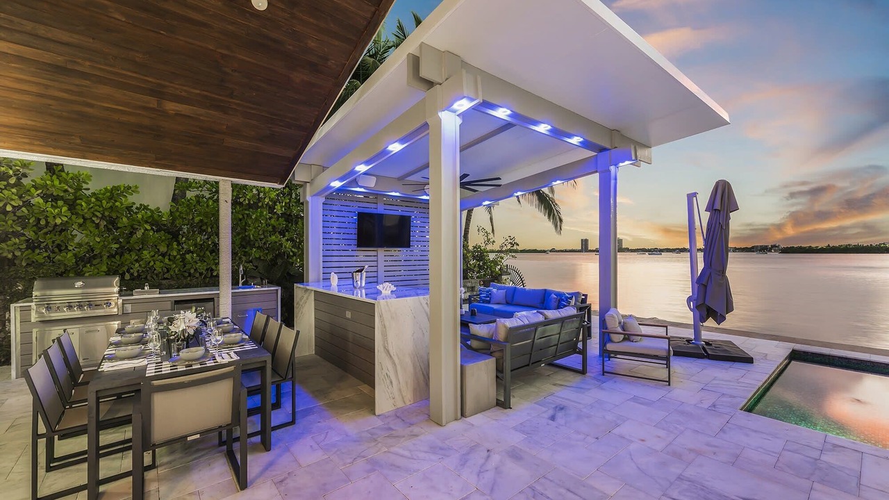Photo of Outdoor in North Bay Village